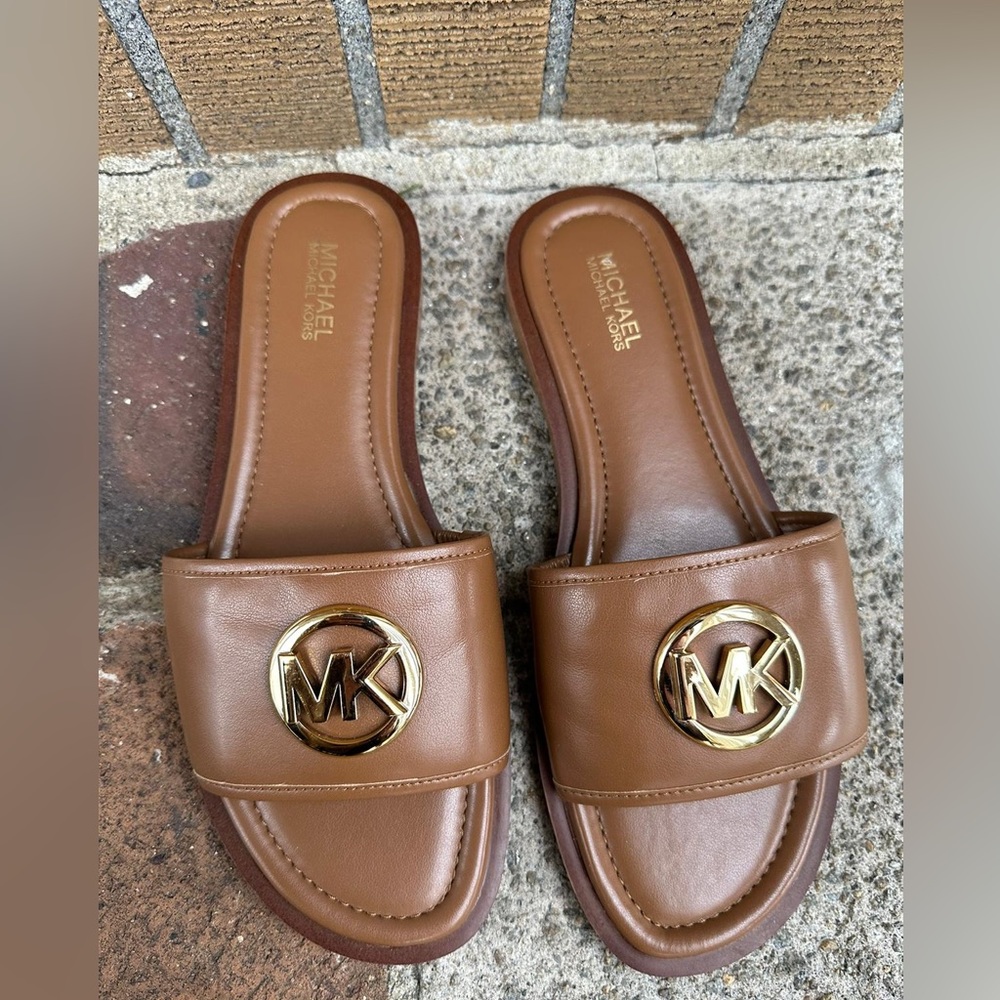 MICHAEL KORS Women's Brynn Leather Slide Sandals